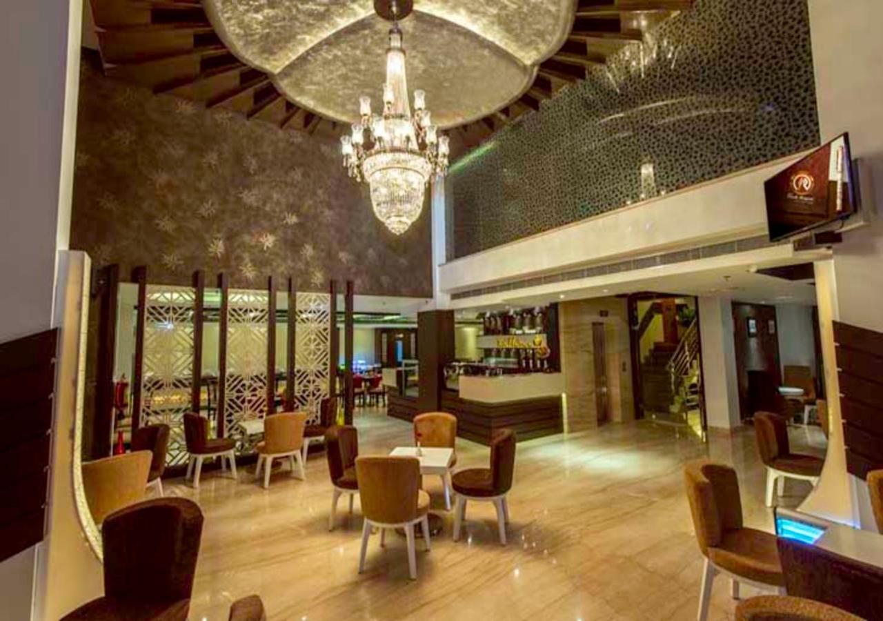 ג'איפור Hotel Park Regent מראה חיצוני תמונה